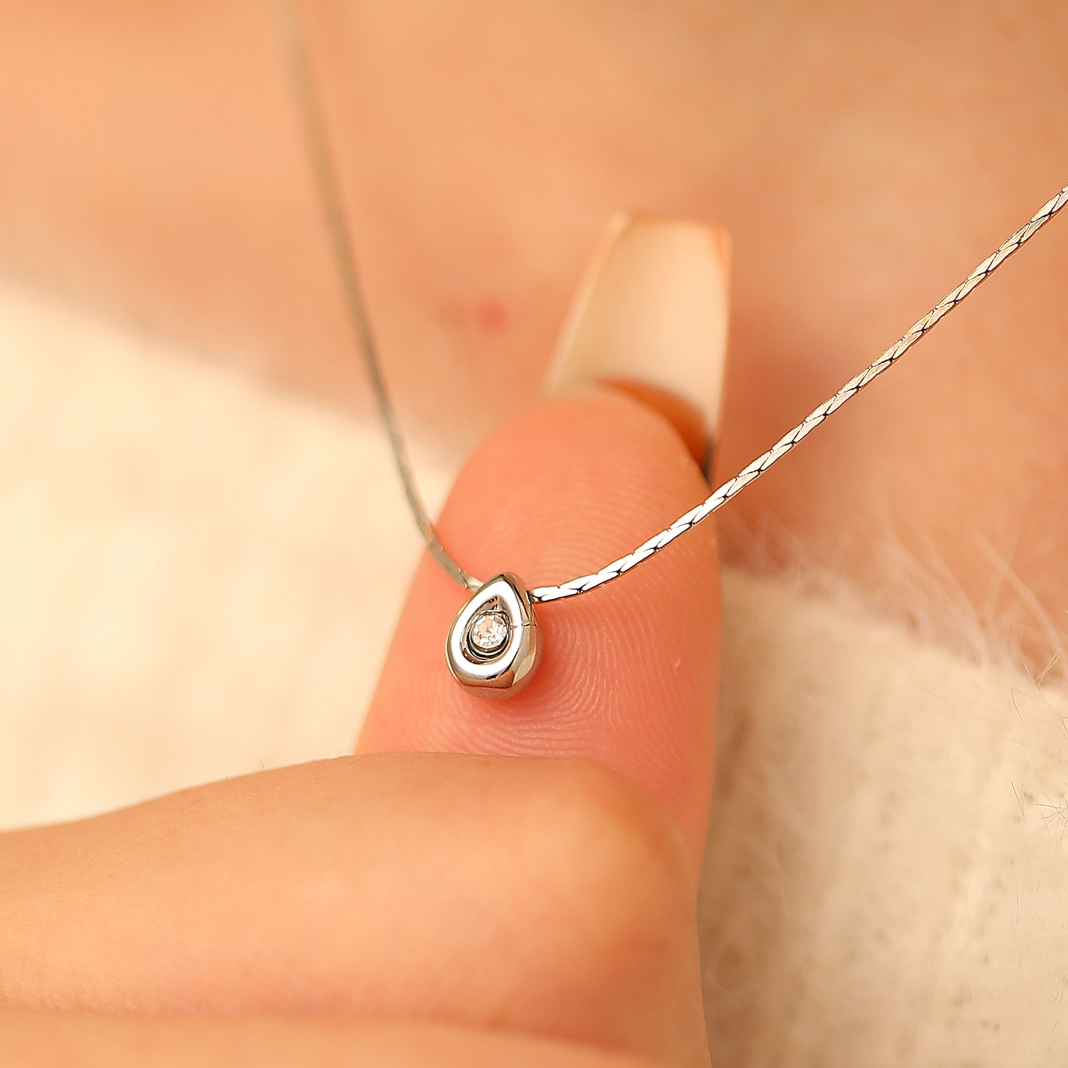Pearl Trim Chain - Simple Fashion Water Drop Small Pendant