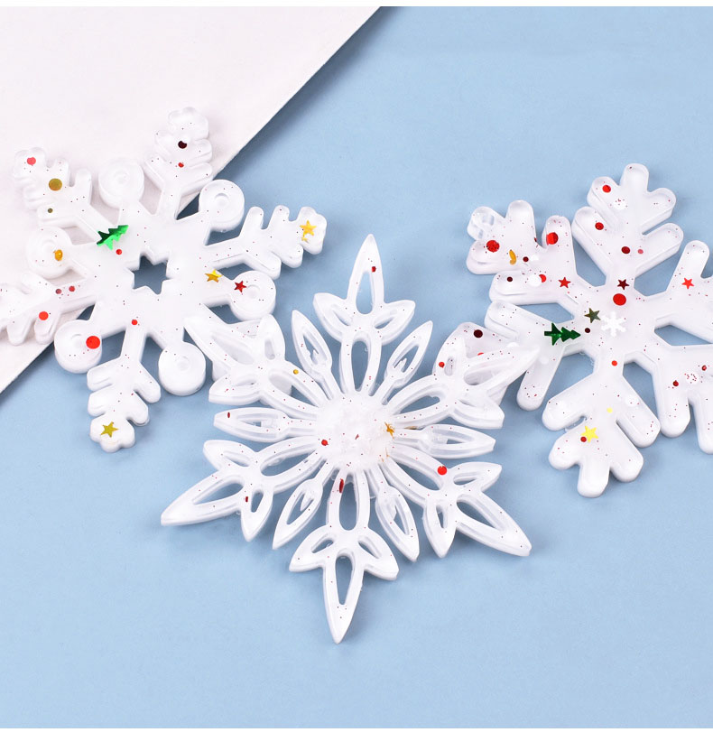 Christmas Craft Embellishment - Christmas Hollow Snowflake Ornament Silicone Mold