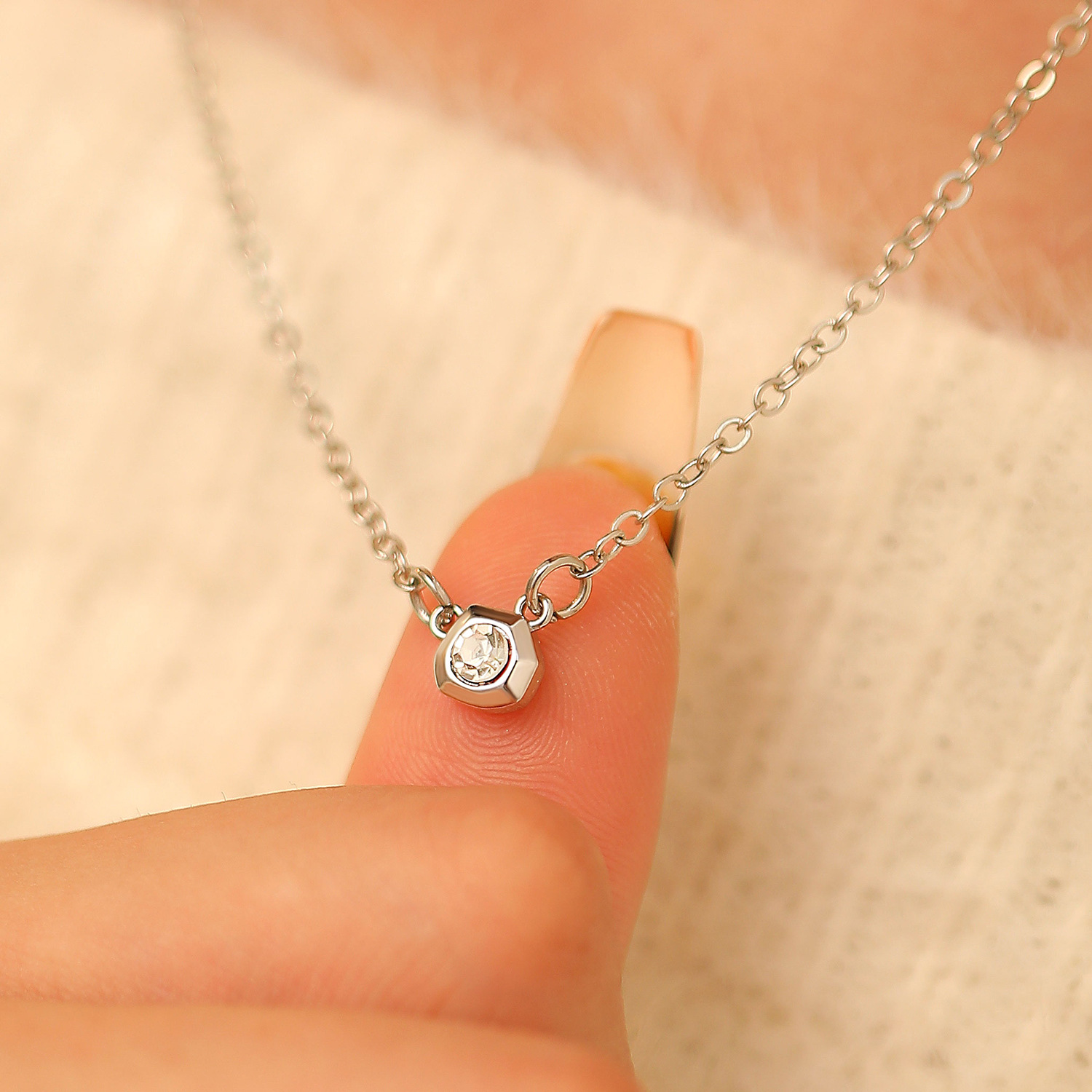 Simple Fashion Water Drop Smal - đánh giá và giá Pearl Trim Chain